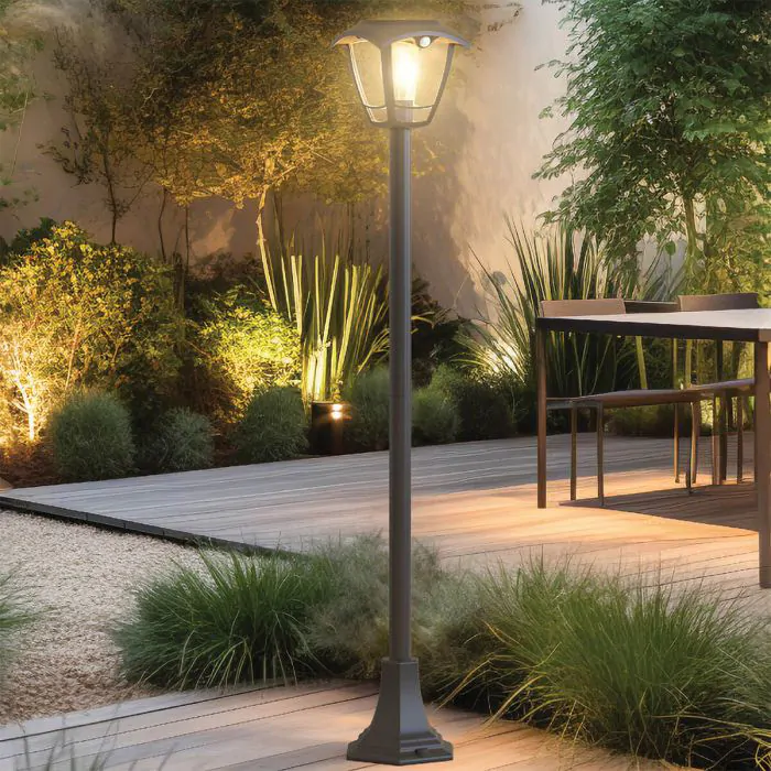 SM-POLE-SOLARE فانوس عامود شمسي SEMICOM ## 