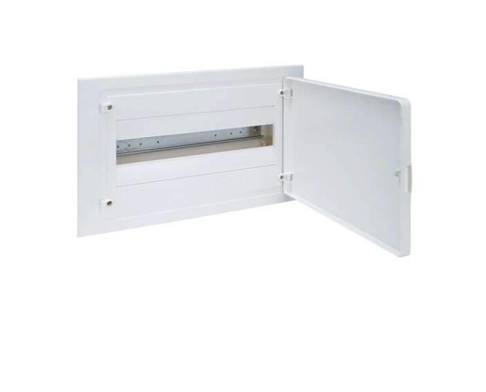 VF112P   لوحة / 12  HAGER داخلي ابيض ## 