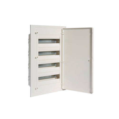 VF412P    لوحة / 48 داخلي   HAGER + باب بلاستك## 